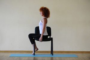 Гимнастика на стуле